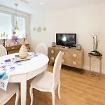 Elia's Home. Apartamento Ourense